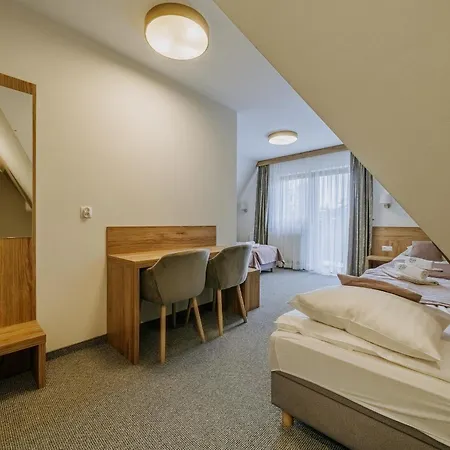 住宿加早餐酒店 Osrodek Wypoczynkowy Molanda 比利但耶克