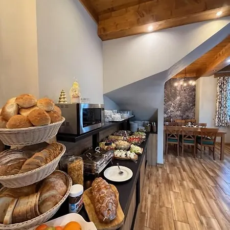 Osrodek Wypoczynkowy Molanda 住宿加早餐酒店 比利但耶克
